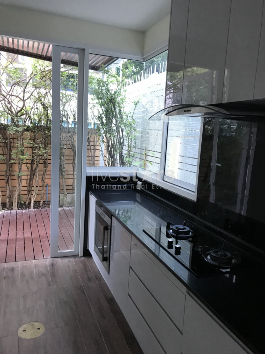 For Sale Modern Townhome in compound 3 bedrooms on Petchaburi road, photo 17