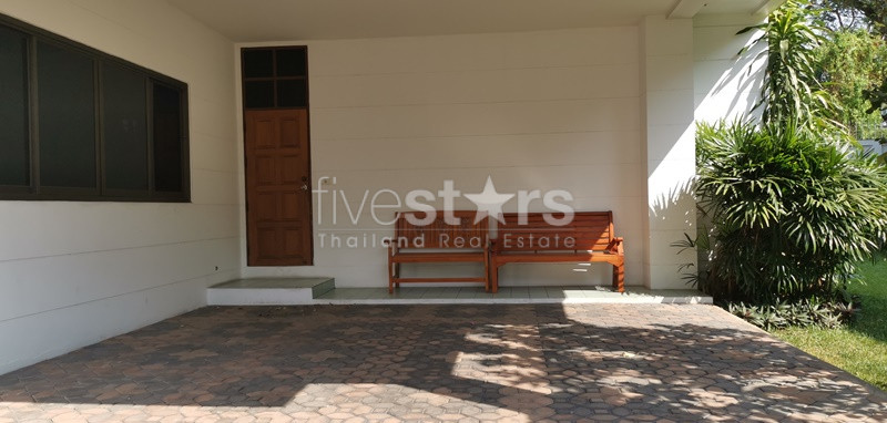 maison à louer à Bangkok, proche du Lycée Français, photo 3