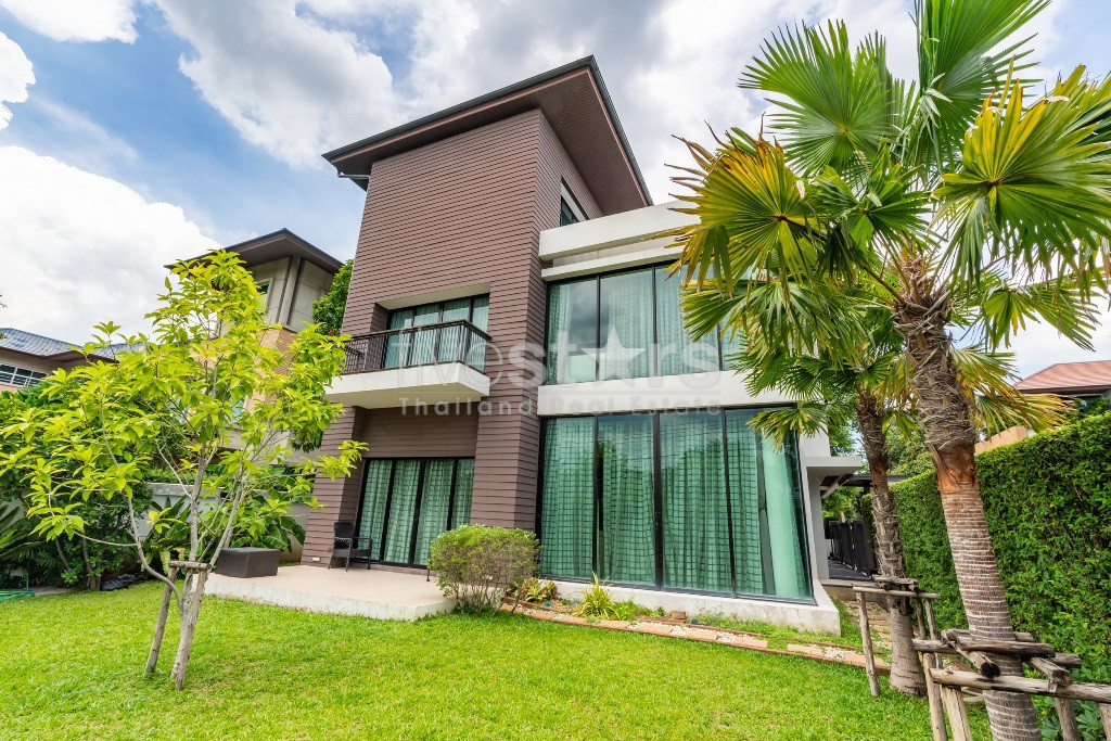 maison à louer dans l'enceinte de Ramkamhaeng 24, photo 5