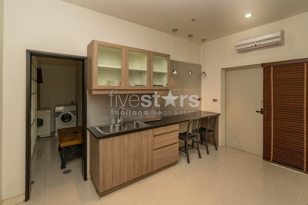 maison à louer dans l'enceinte de Ramkamhaeng 24, photo 14
