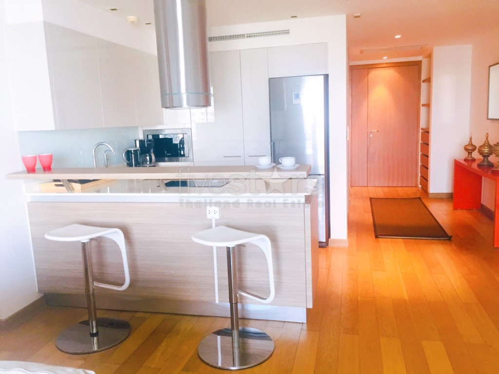 Condo de 3 chambres à louer sur Phahonyothin, photo 7
