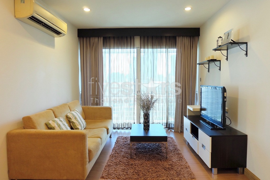 2-bedroom condo for sale close to BTS Ratchayothin, photo 3