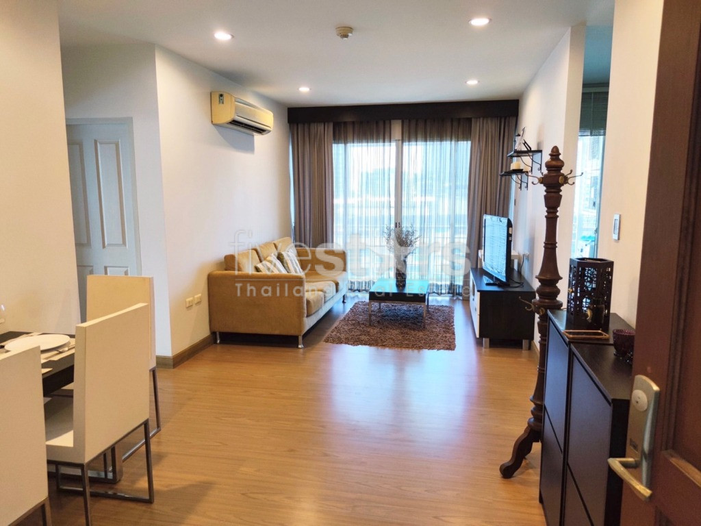 2-bedroom condo for sale close to BTS Ratchayothin