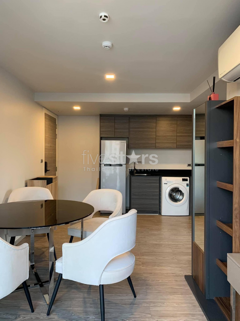 2 bedroom low rise condo for sale Phahonyothin 2, photo 5