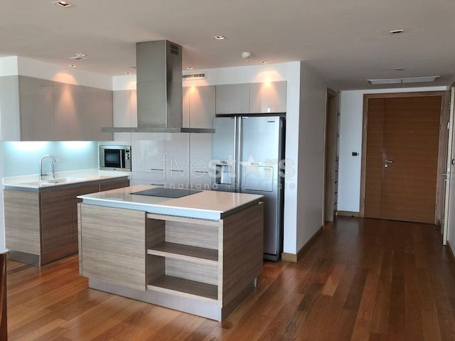 2 chambres spacieux à louer sur Phahonyothin
