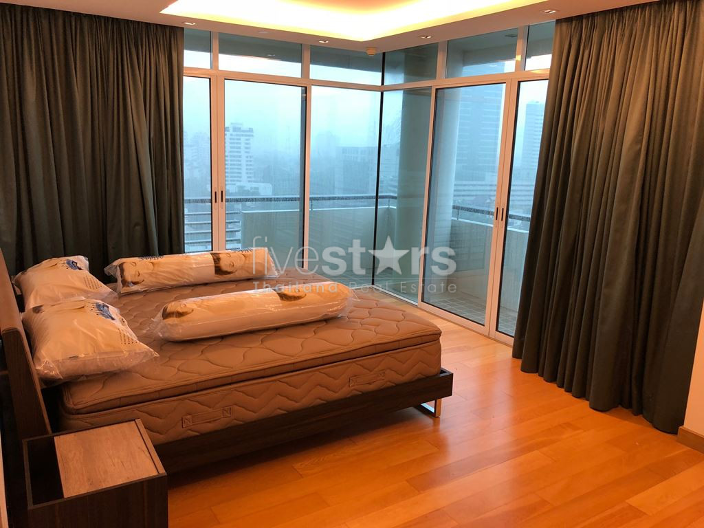 2 chambres spacieux à louer sur Phahonyothin, photo 3