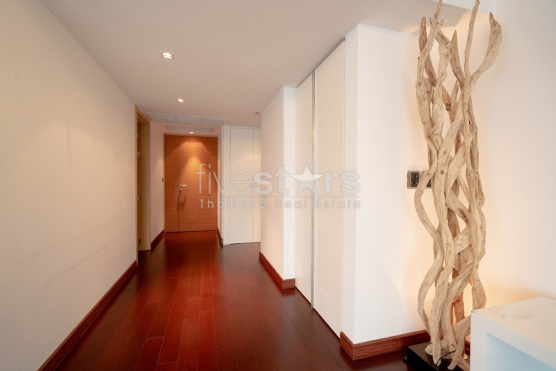 2 bedroom spacious for sale on Phahonyothin, photo 7