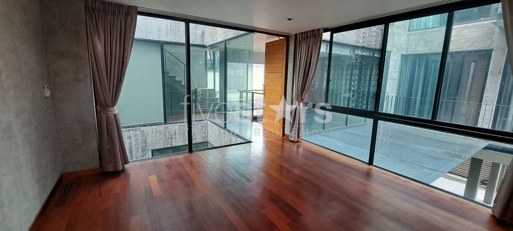 Single house 4-bedroom for sale close to Ari BTS station, photo 13