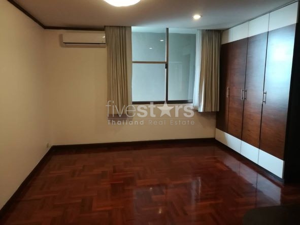Pet friendly duplex 3 bedrooms for rent near BTS Phromphong, photo 14