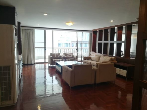 Pet friendly duplex 3 bedrooms for rent near BTS Phromphong, photo 4