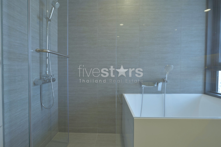 Appartement spacieux avec 2 chambres à louer quartier Phrompong, photo 8
