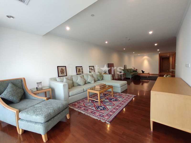 Appartement de 3 chambres à louer à proximité de la station Phrom Phong BTS