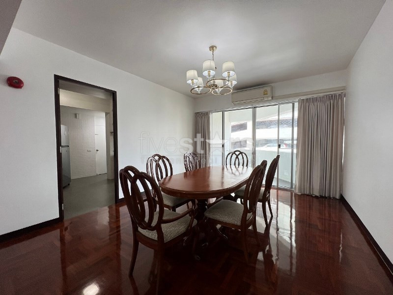 Appartement de 3 chambres acceptant les animaux à louer sur Phrom Phong, photo 7