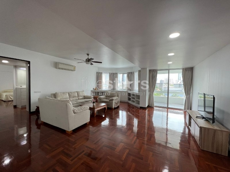 Appartement de 3 chambres acceptant les animaux à louer sur Phrom Phong, photo 2