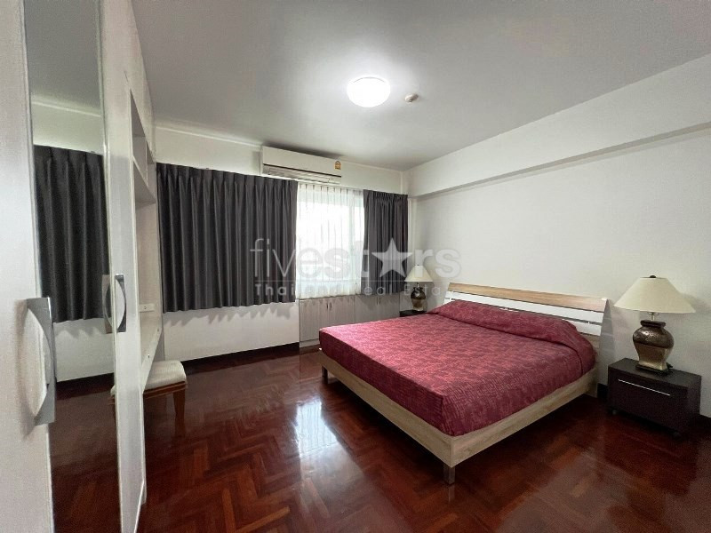 Appartement de 3 chambres acceptant les animaux à louer sur Phrom Phong, photo 3