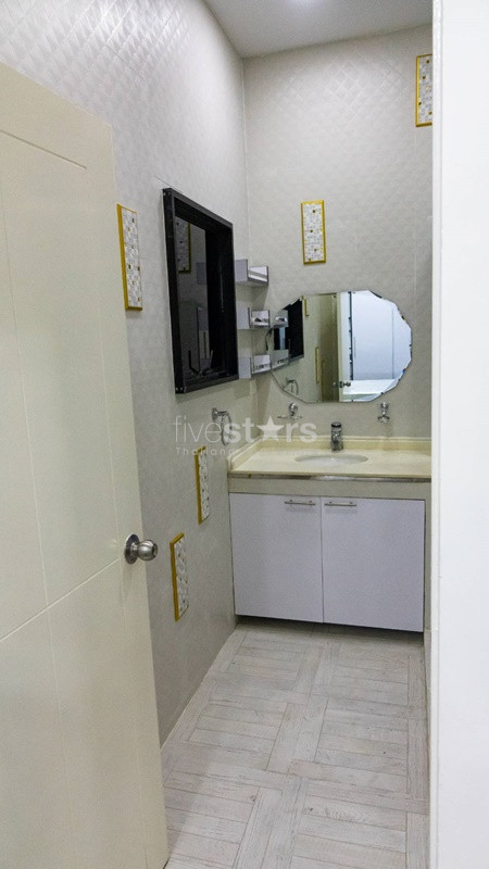 Pet friendly condo 2 bedrooms for rent near BTS Phromphong, photo 14