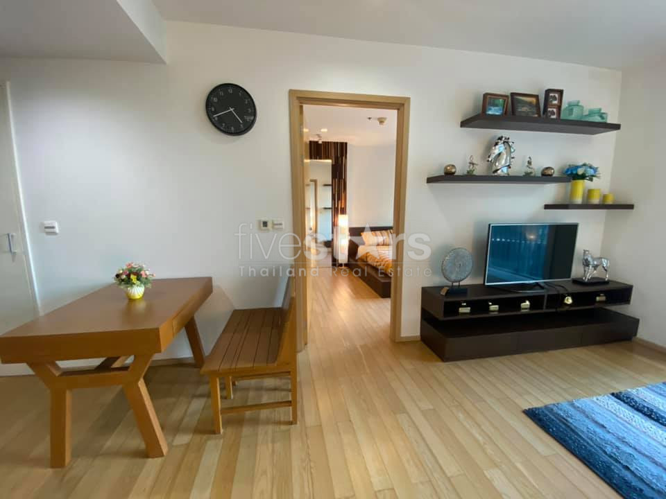 Large 1 bedroom condo for rent near BTS Thonglor, photo 4