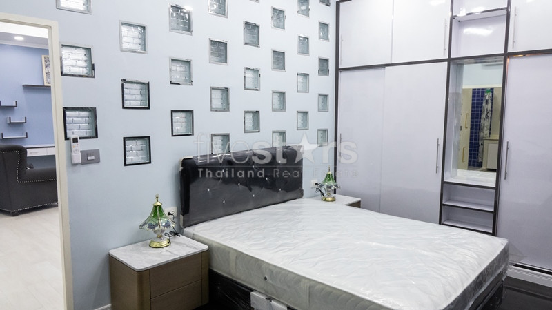 2 chambres récemment entièrement rénovées à vendre sur Phrom Phong, photo 11
