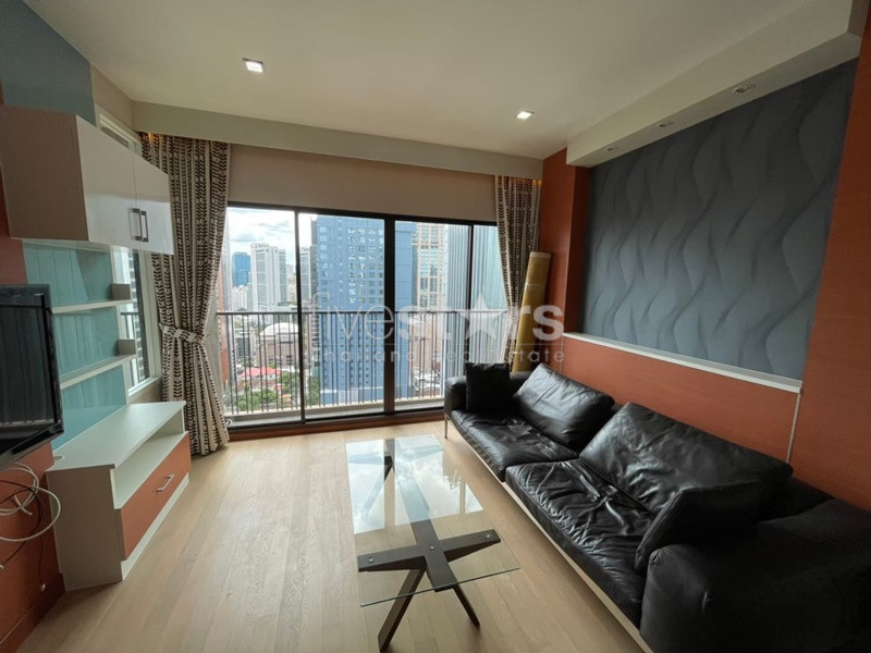 Large 1 bedroom condo for rent near BTS Phromphong, photo 6