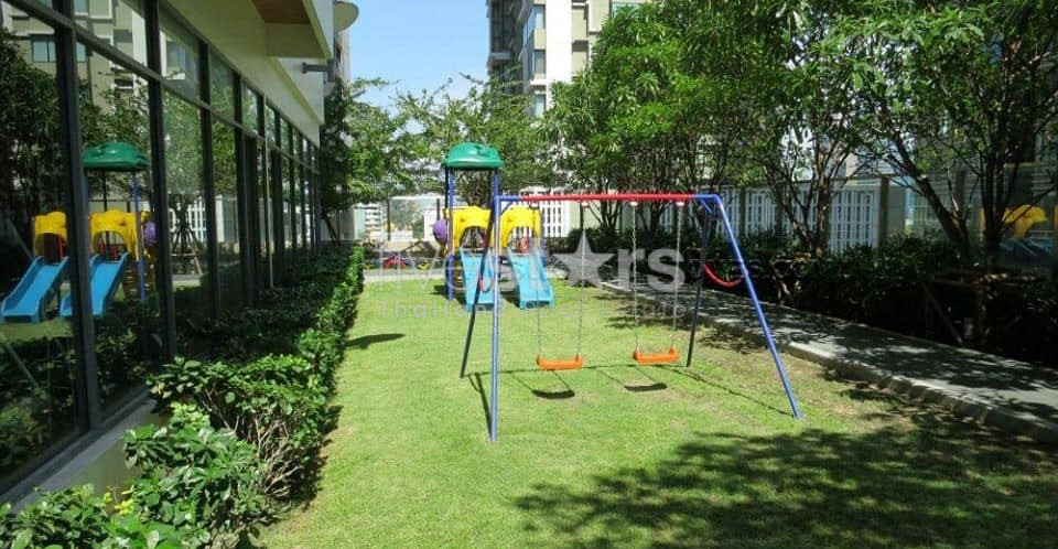 Large 1 bedroom condo for rent in Phromphong, photo 6