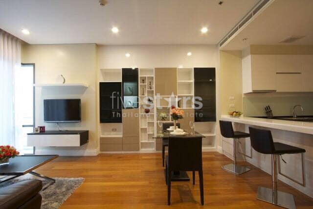 Large 1 bedroom condo for rent in Phromphong, photo 3