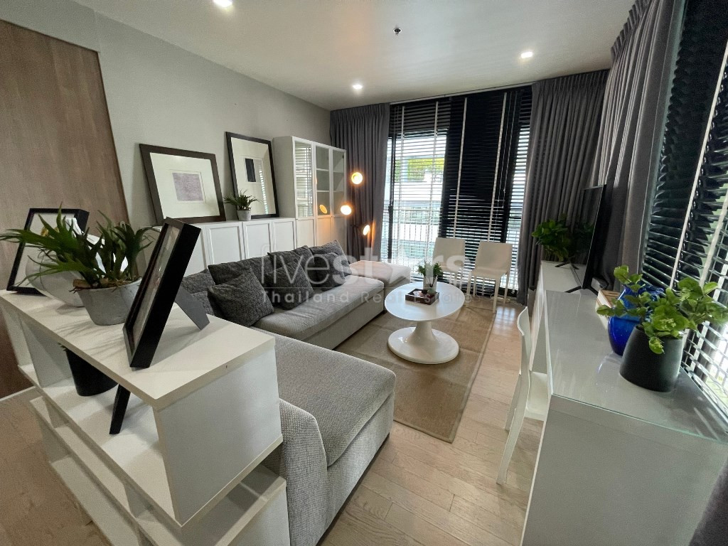Condo de 2 chambres récemment rénové à louer Thong Lo