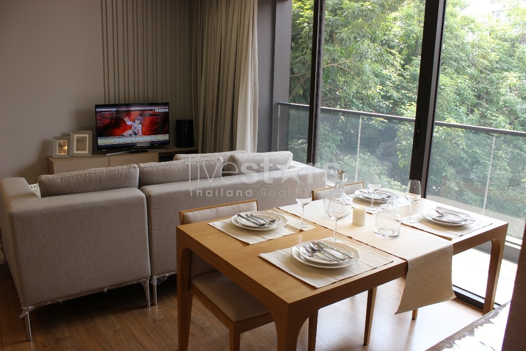 Appartement 2 chambres à louer proche BTS Phrompong