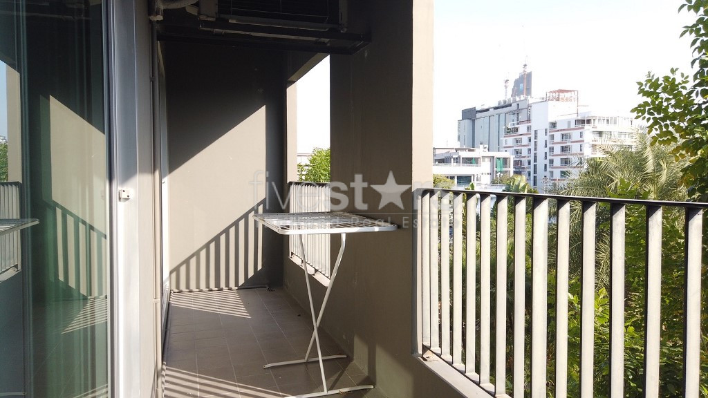 Appartement 1 chambre à vendre à Phrom Phong, photo 2