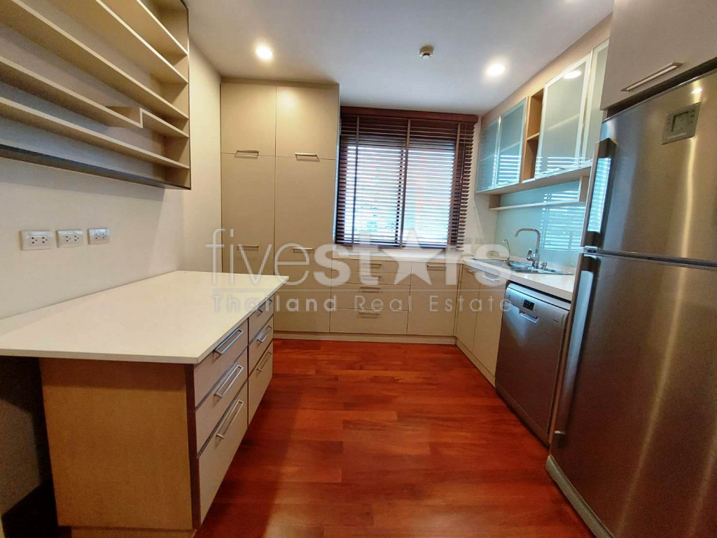 Appartement en duplex de 3 chambres à louer à proximité de la station Phrom Phong BTS, photo 11