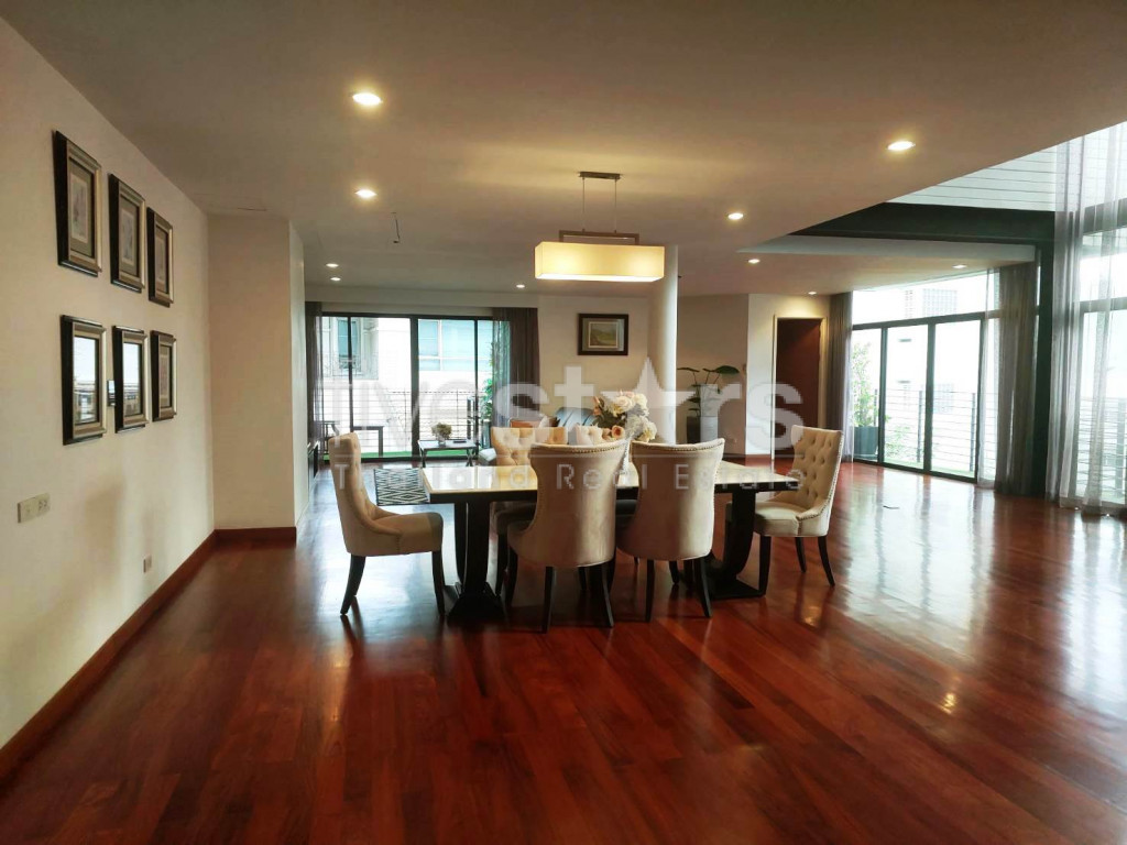 Appartement en duplex de 3 chambres à louer à proximité de la station Phrom Phong BTS, photo 4