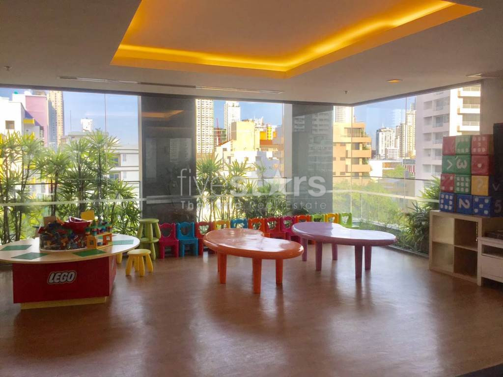 Condo de 2 chambres à louer près de la station Thong Lor BTS, photo 12