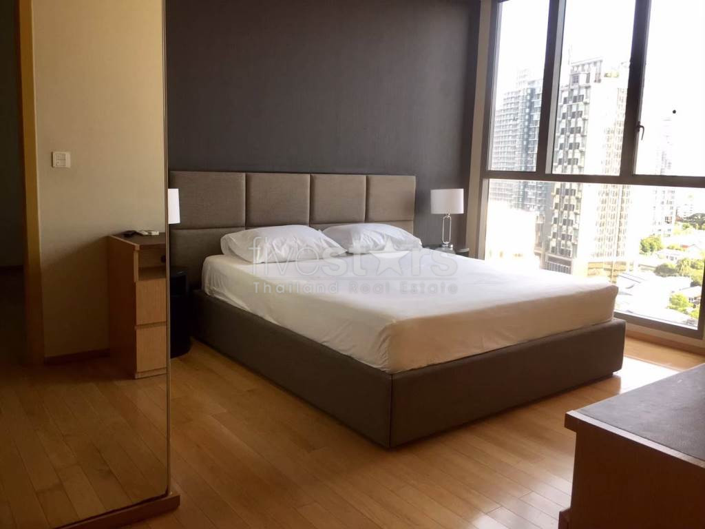 Condo de 2 chambres à louer près de la station Thong Lor BTS, photo 3