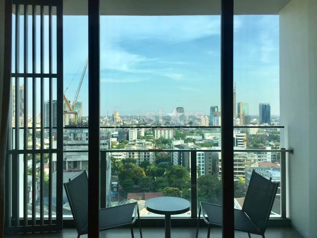 Condo de 2 chambres à louer près de la station Thong Lor BTS, photo 5