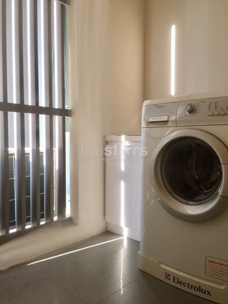 Condo de 2 chambres à louer près de la station Thong Lor BTS, photo 10
