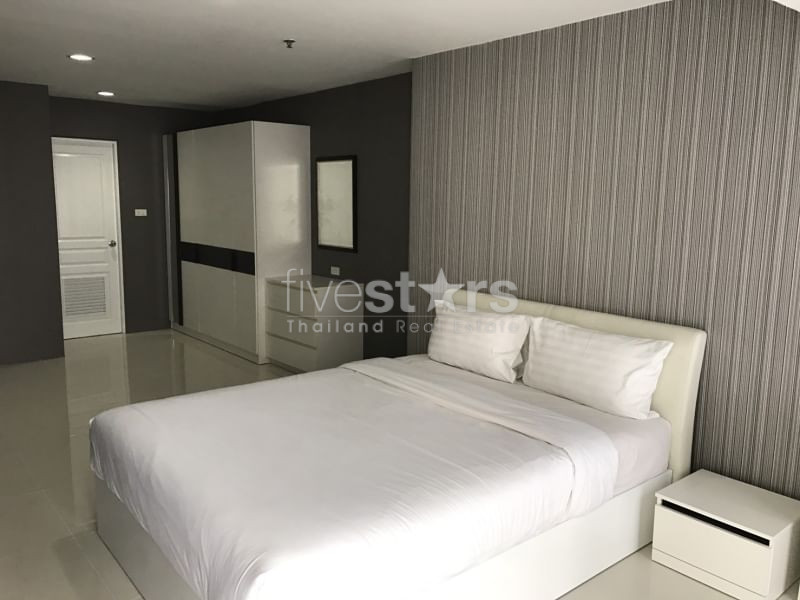 Condo de 3 chambres à louer sur Phrom Phong, photo 4