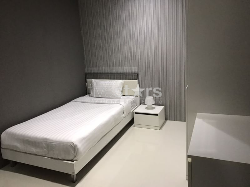 Condo de 3 chambres à louer sur Phrom Phong, photo 8