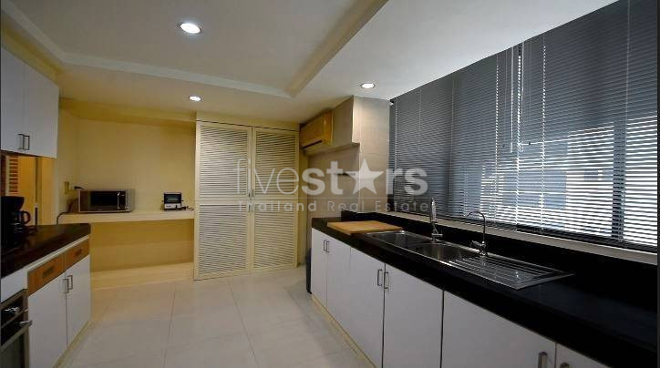 Appartement de 3 chambres acceptant les animaux domestiques à louer sur Phrom Phong, photo 7