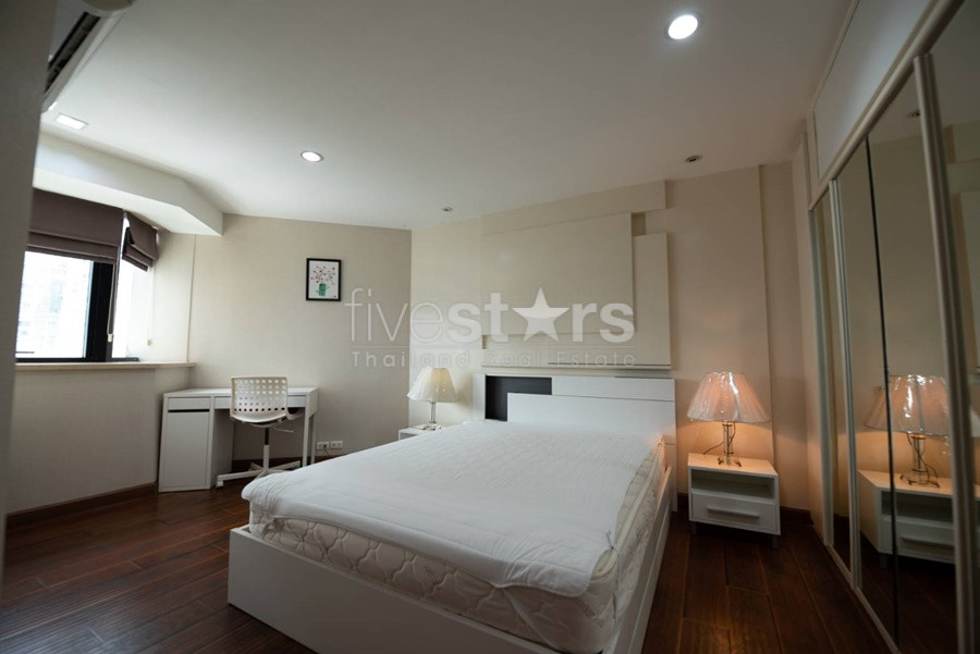 Appartement de 3 chambres acceptant les animaux domestiques à louer sur Phrom Phong, photo 9