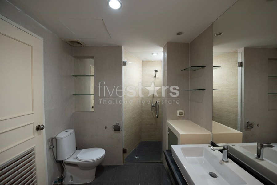 Appartement de 3 chambres acceptant les animaux domestiques à louer sur Phrom Phong, photo 18