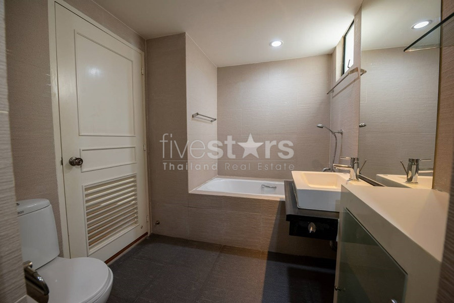Appartement de 3 chambres acceptant les animaux domestiques à louer sur Phrom Phong, photo 15