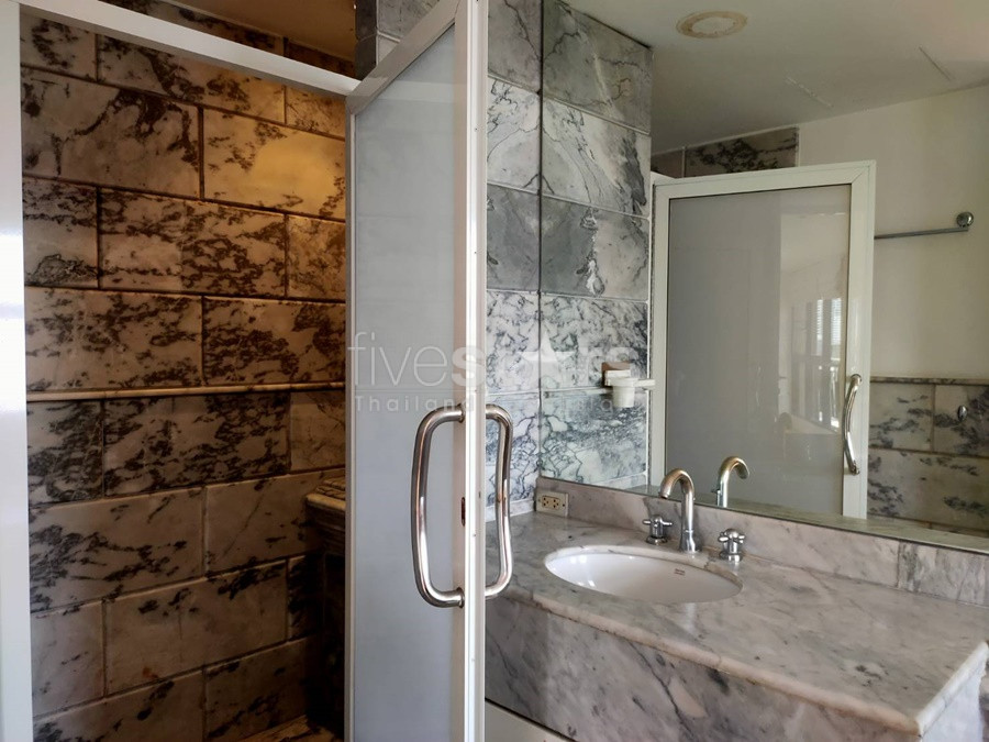 3 bedrooms pet friendly apartment for rent near BTS Phromphong, photo 13