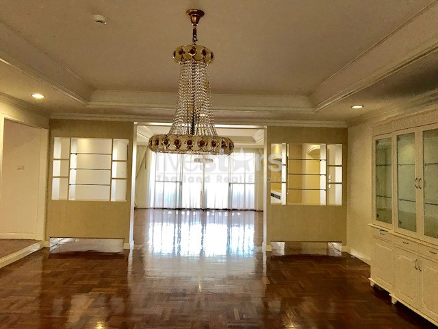 Pet friendly apartment 4 bedroom for rent near BTS Phrom Phong, photo 2