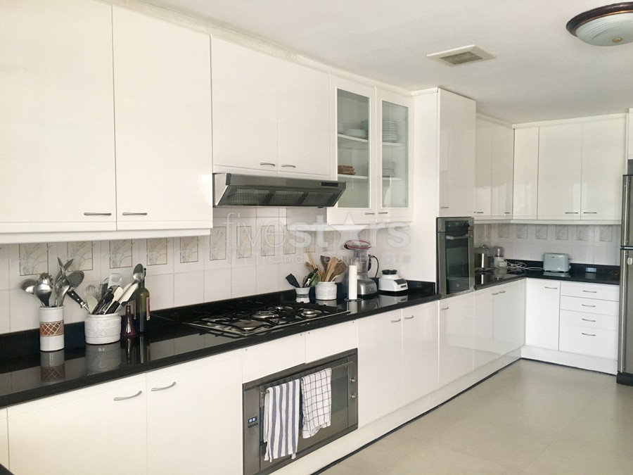 Pet friendly apartment 4 bedroom for rent near BTS Phrom Phong, photo 9