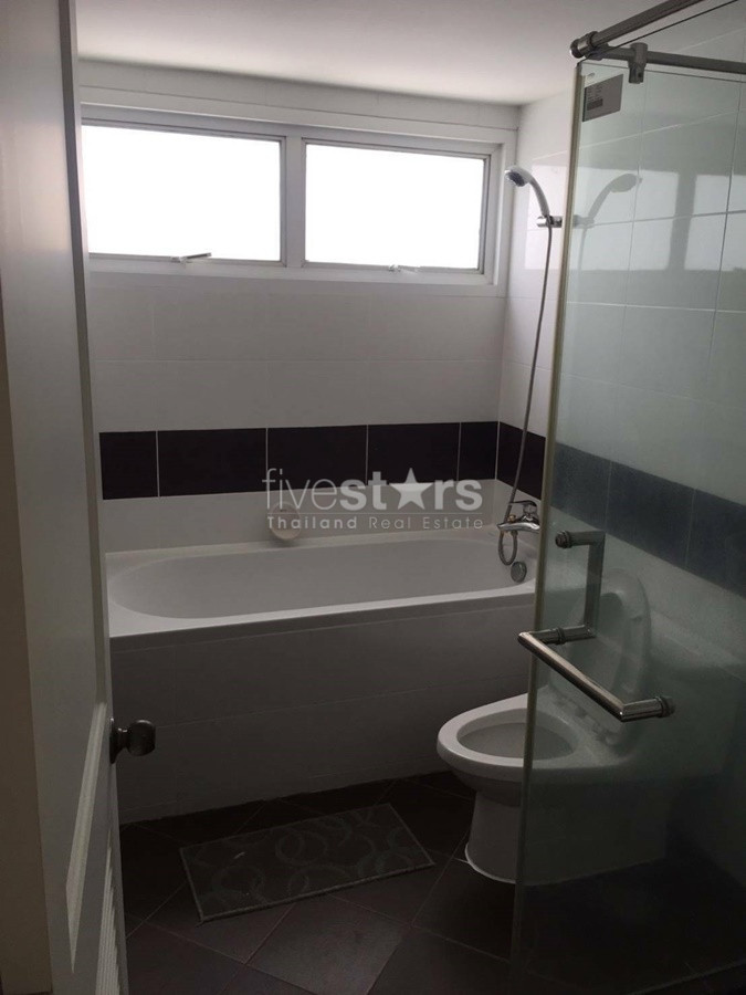For rent condo large 2 bedrooms near BTS Phromphong, photo 7
