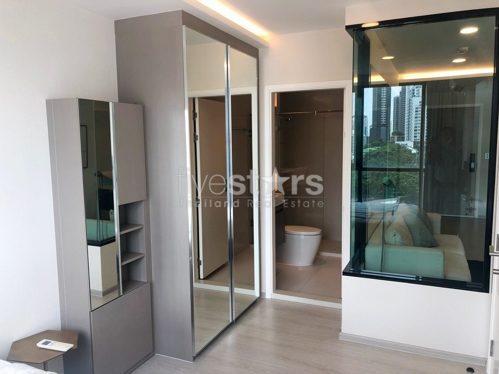 Appartement moderne d'une chambre à vendre proche BTS Thonglor, photo 8