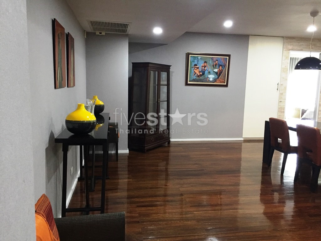 Belle copropriété de 2 chambres à louer à Thonglor, photo 3