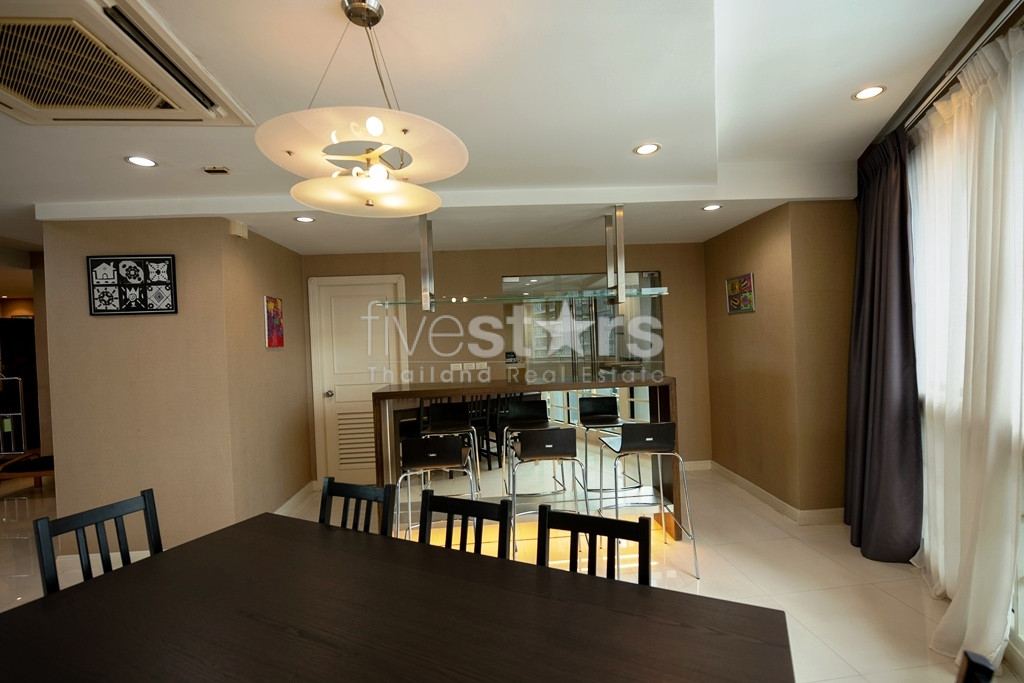Vistas de 3 dormitorios en condominio de 3 lados en venta en Phrom Phong, photo 13