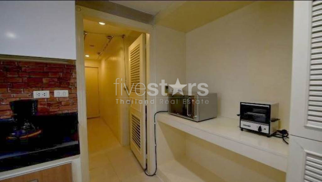 Vistas de 3 dormitorios en condominio de 3 lados en venta en Phrom Phong, photo 15