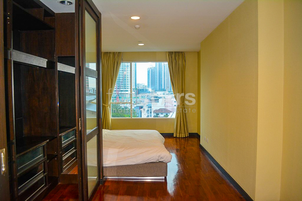 Appartement 2 chambres spacieux à vendre quartier Phromphong, photo 10