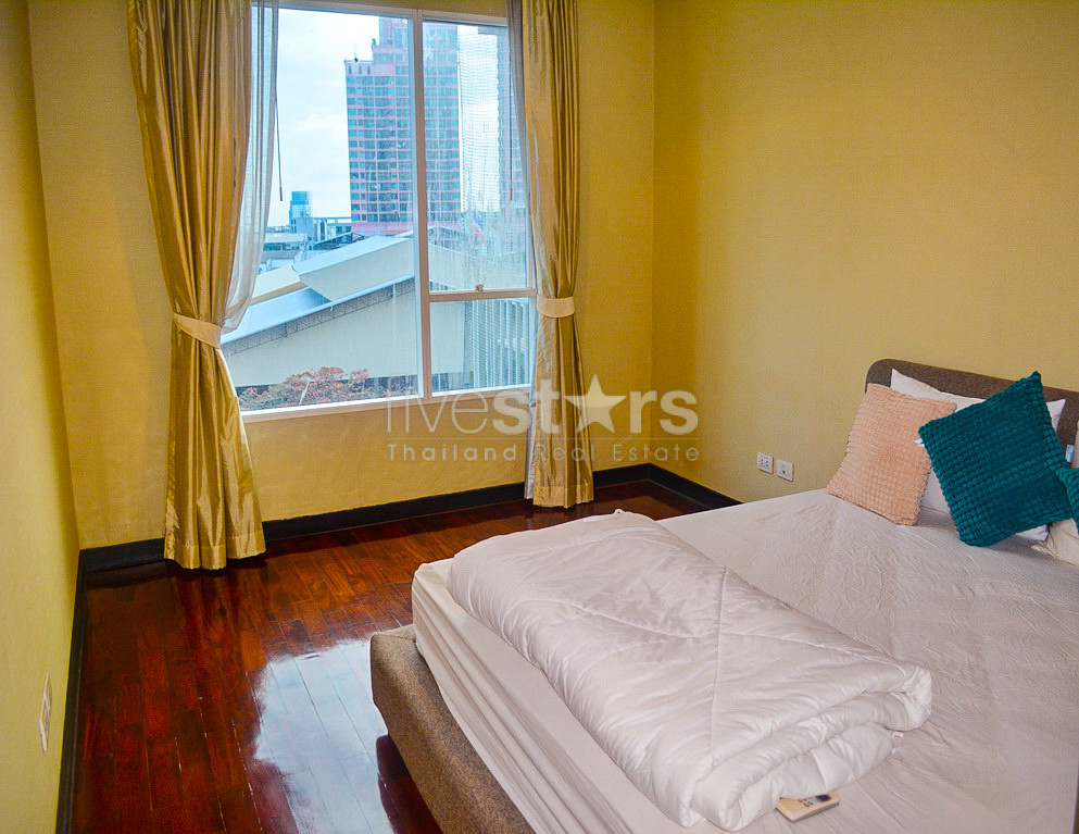 Appartement 2 chambres spacieux à vendre quartier Phromphong, photo 12